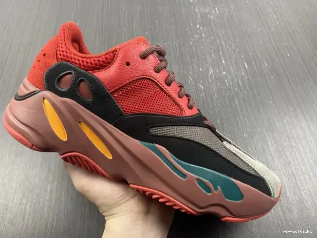 Yeezy Red Boost 700 HQ6979 Hi-Res Adidas 0527
